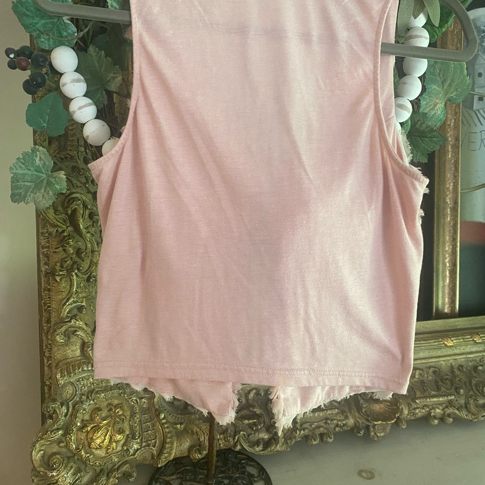 Pink Ruffled Vest - Picture 5 of 8